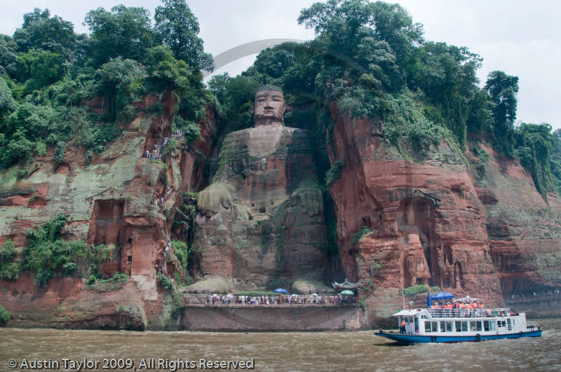 Leshan Giant Buddha the confluence of the Min (Minjiang), Dadu and Qingyi Rivers, Sichuan