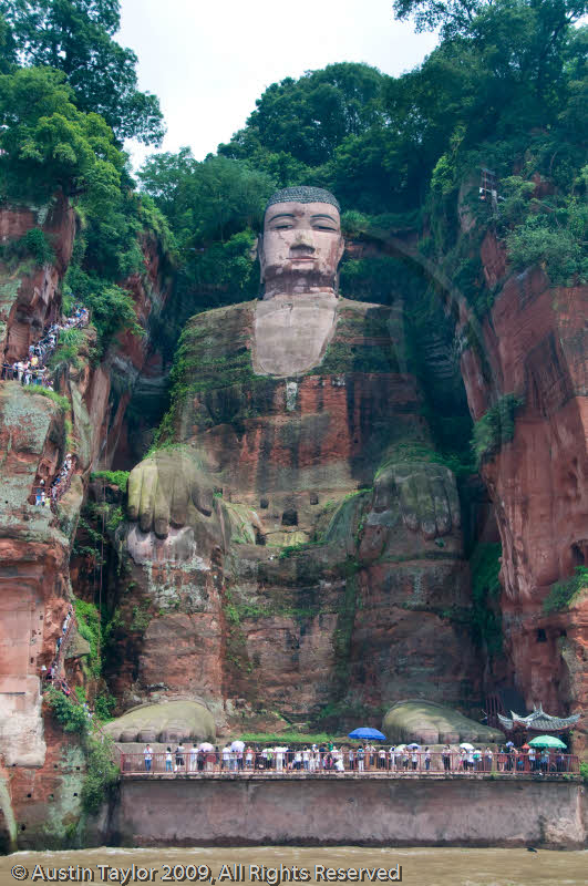 Leshan Giant Buddha the confluence of the Min (Minjiang), Dadu and Qingyi Rivers, Sichuan