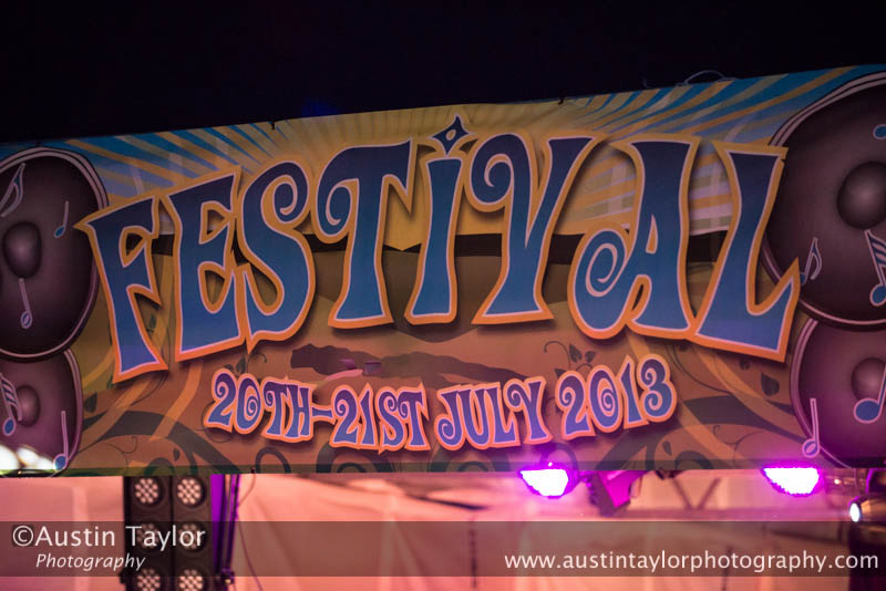 Festival sign at the Glusstonberry Festival 2013