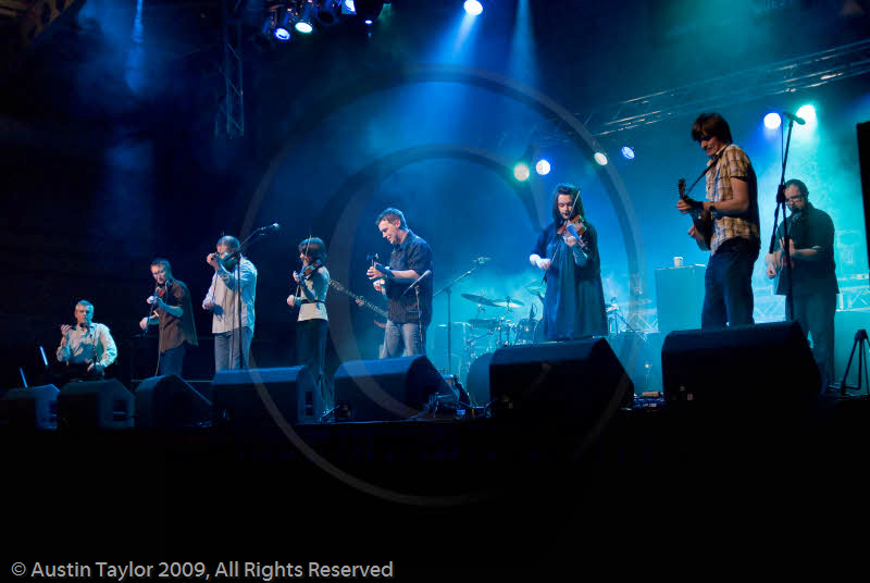 Fullsceilidh Spelemannslag play the Clickimin Centre at the Shetland Folk Festival 2009