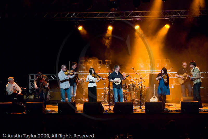 Fullsceilidh Spelemannslag play the Clickimin Centre at the Shetland Folk Festival 2009