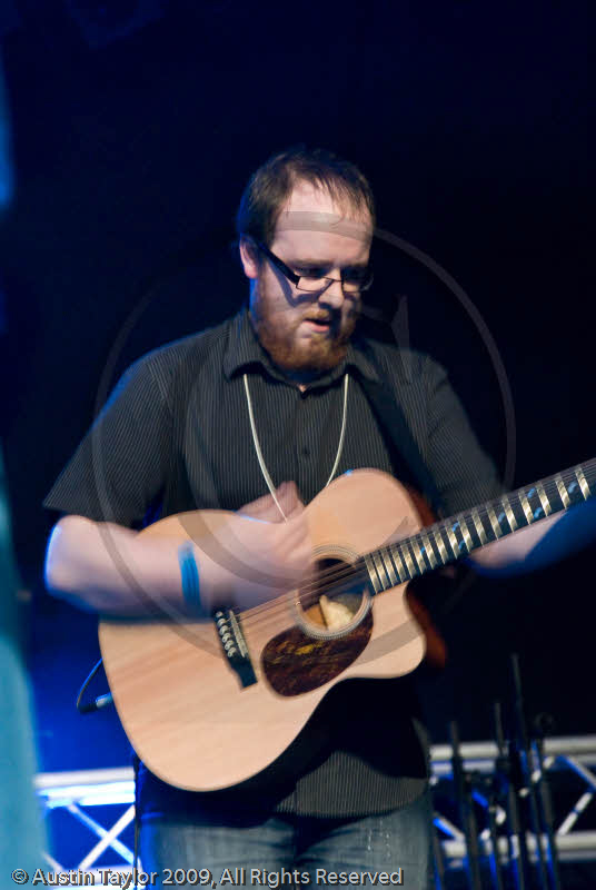 Fullsceilidh Spelemannslag play the Clickimin Centre at the Shetland Folk Festival 2009