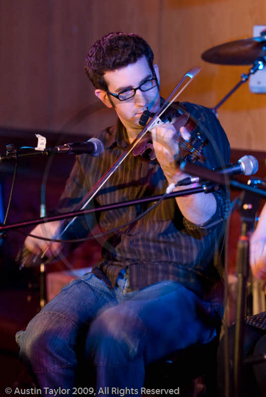 Anarkali play the Royal British Legion, Lerwick at the 29th Shetland Folk Festival 2009