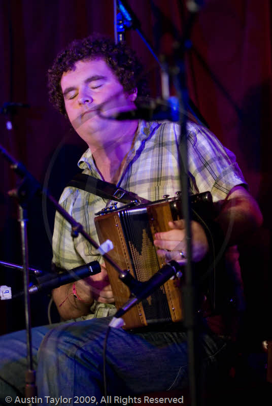 Anarkali play the Royal British Legion, Lerwick at the 29th Shetland Folk Festival 2009