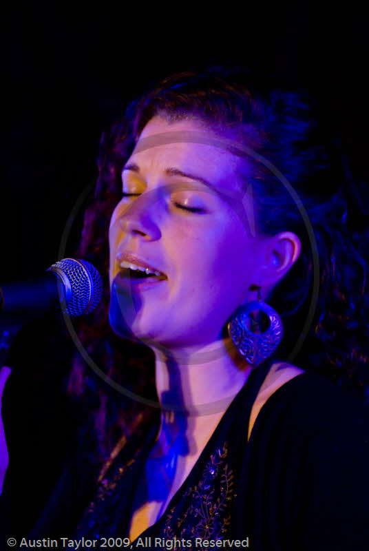 Zar play the Royal British Legion, Lerwick at the 29th Shetland Folk Festival 2009