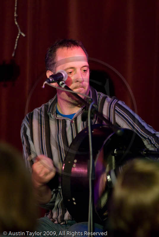 Daimh play the Royal British Legion, Lerwick at the 29th Shetland Folk Festival 2009
