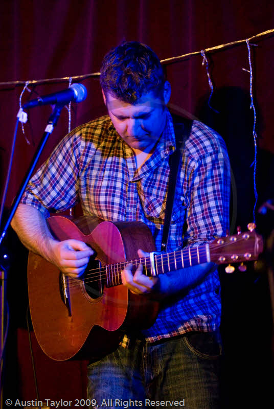 Daimh play the Royal British Legion, Lerwick at the 29th Shetland Folk Festival 2009