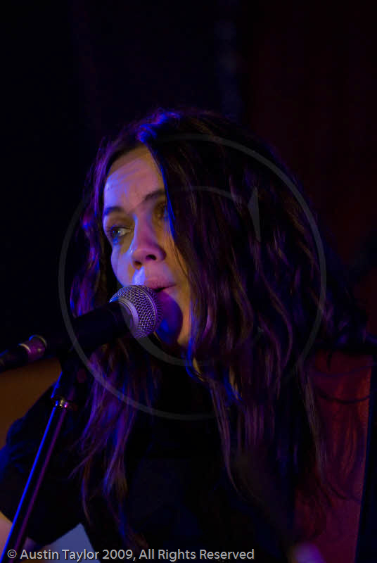 Madison Violet play the Royal British Legion, Lerwick at the 29th Shetland Folk Festival 2009