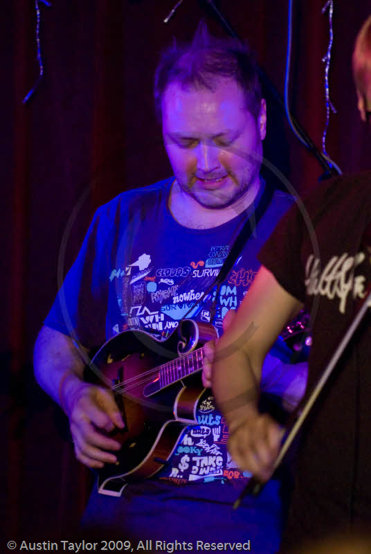 Frigg play the Royal British Legion, Lerwick at the 29th Shetland Folk Festival 2009
