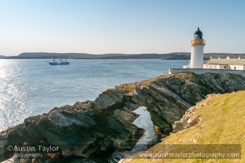 Statsraad Lehmkuhl passes Bressay Lighthouse