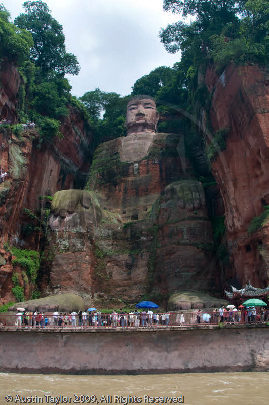 Leshan Giant Buddha the confluence of the Min (Minjiang), Dadu and Qingyi Rivers, Sichuan